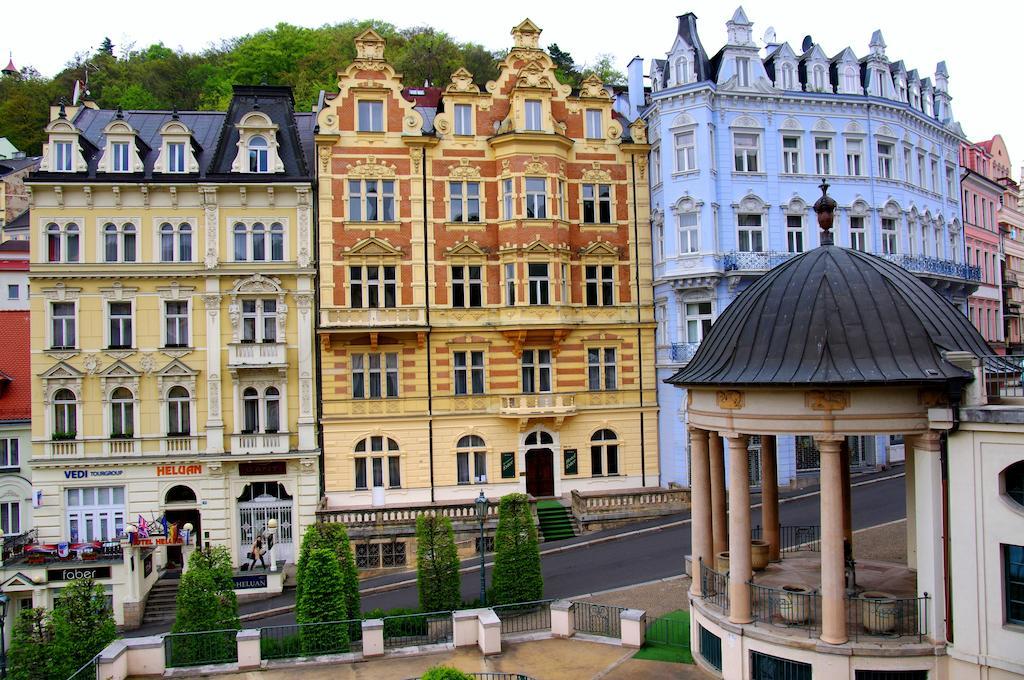 Hotel Ester Карлови Вари Екстериор снимка