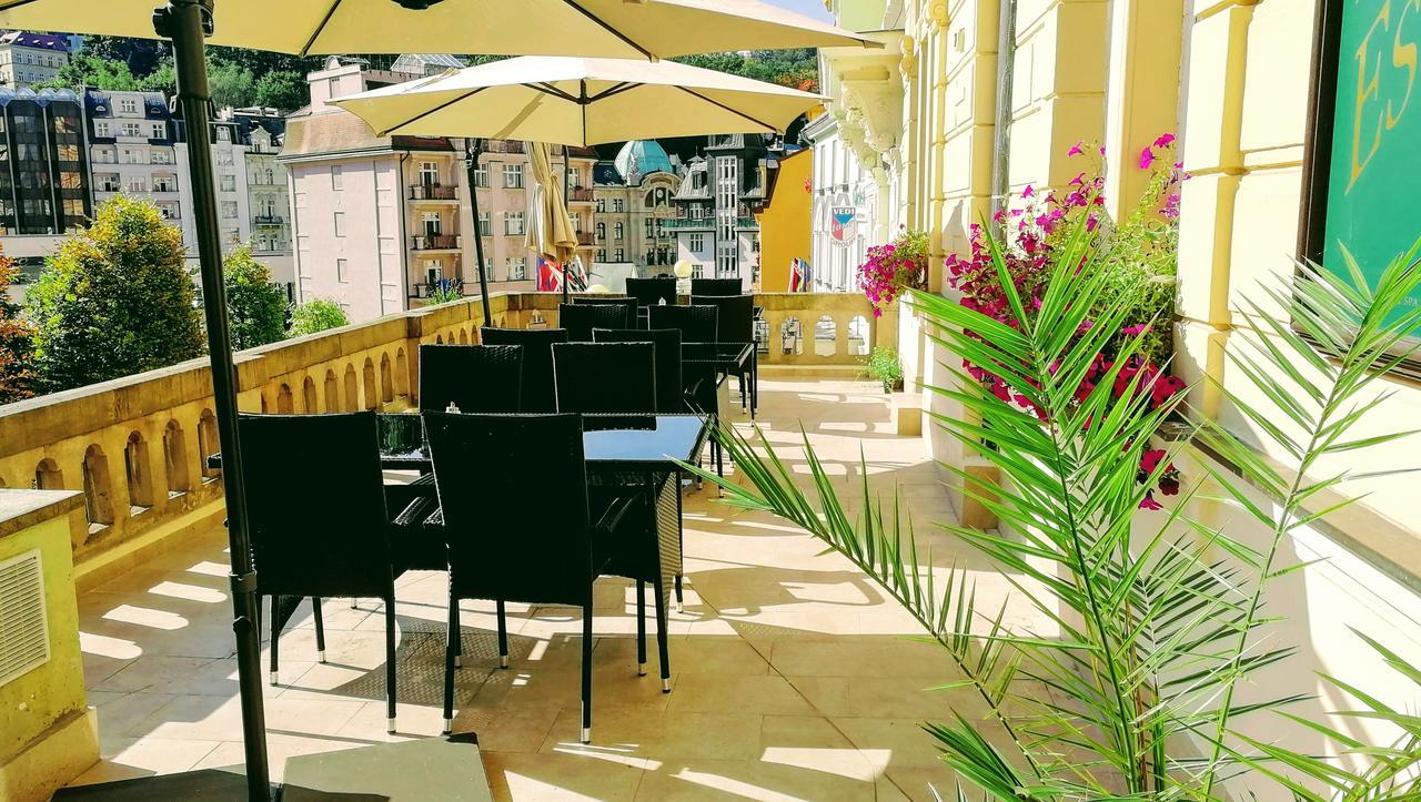 Hotel Ester Карлови Вари Екстериор снимка