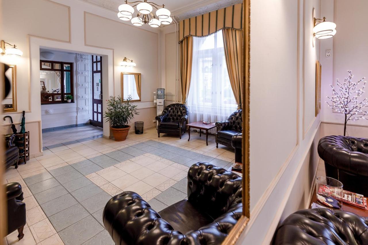 Hotel Ester Карлови Вари Екстериор снимка